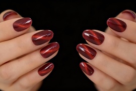 Ongles avec vernis semi-permanent